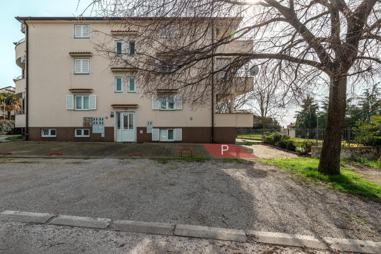 פורץ Apartment Andrea מראה חיצוני תמונה